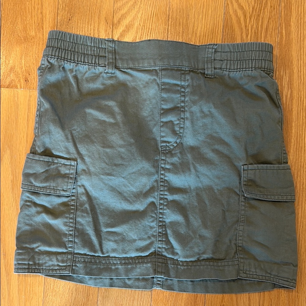 Old Navy Olive Green Cargo Skirt